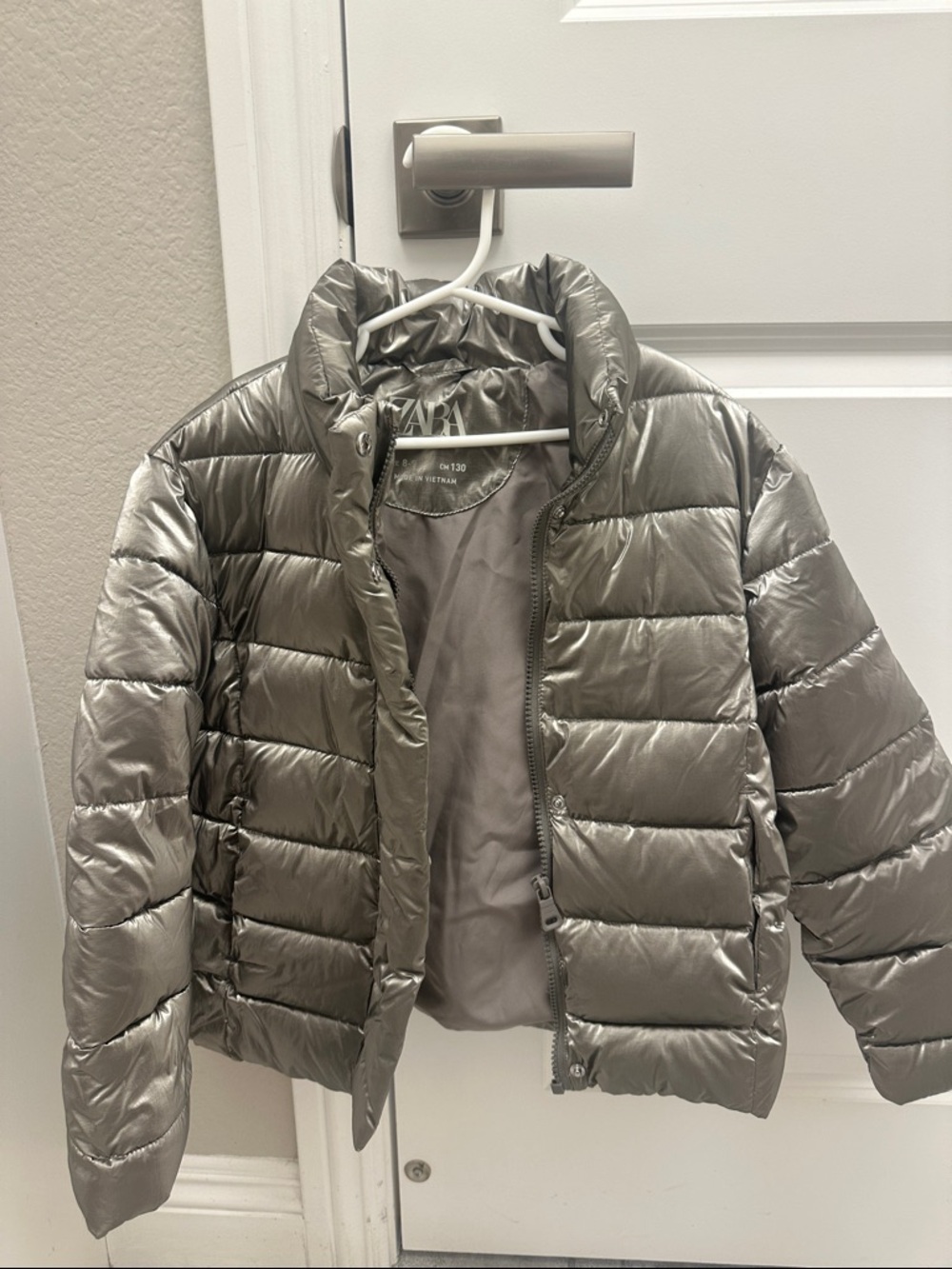 Zara Puffer Jacket in Metallic Gray/Silver Size 8-9